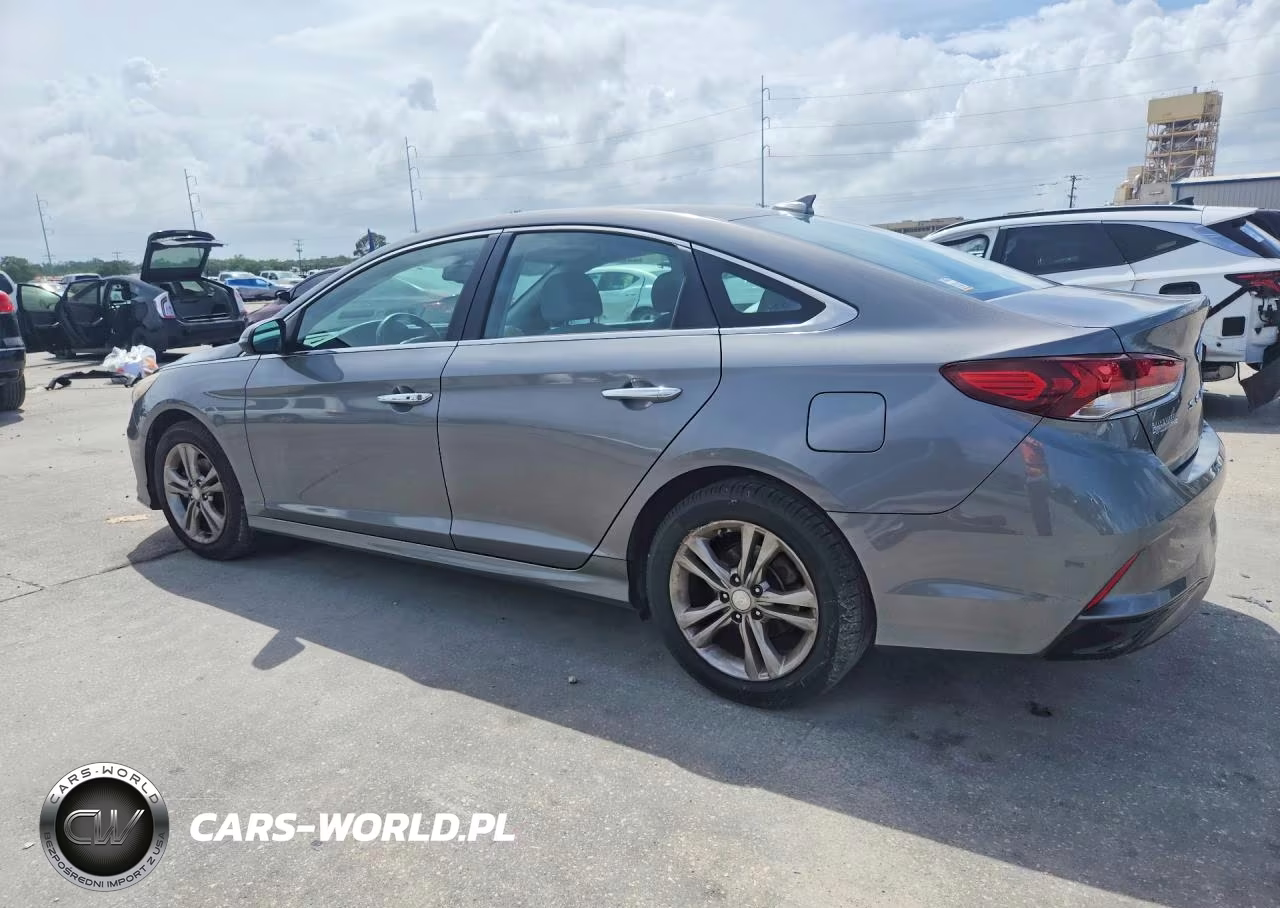 2018 Hyundai Sonata VIN:5NPE34AF4JH655578 - 2
