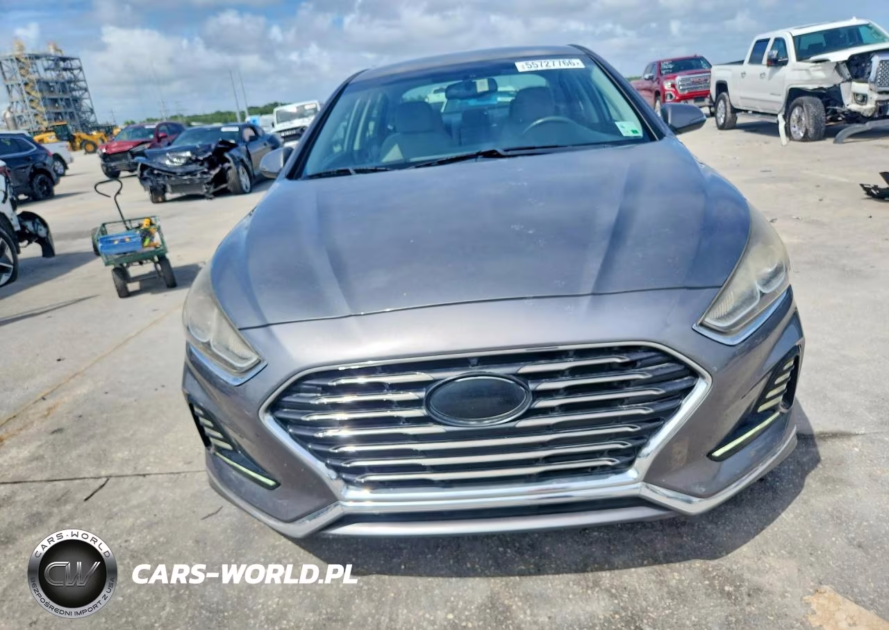 2018 Hyundai Sonata VIN:5NPE34AF4JH655578 - 5