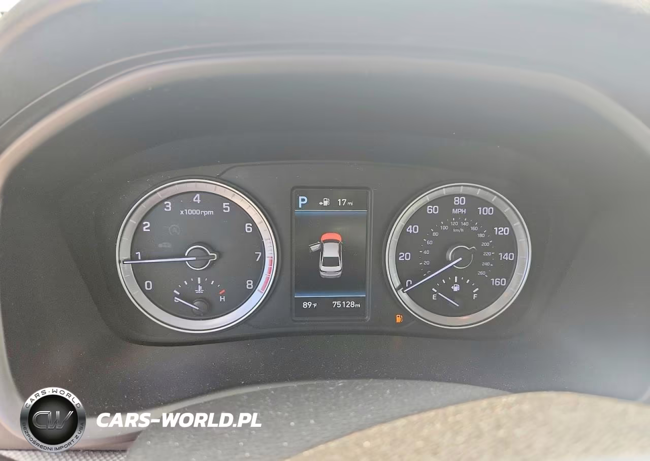 2018 Hyundai Sonata VIN:5NPE34AF4JH655578 - 9