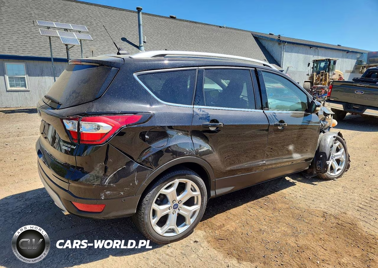 2019 Ford Escape Titanium VIN:1FMCU9J99KUB55012 - 3