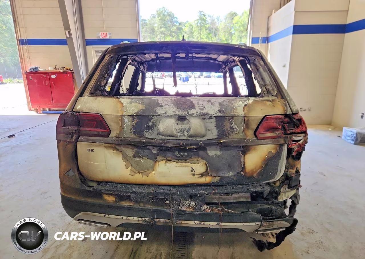 2018 Volkswagen Atlas Se VIN:1V2DR2CA1JC561393 - 6