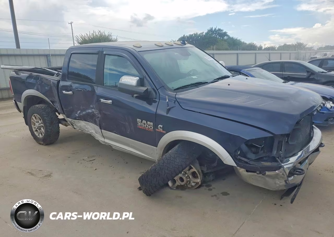 2014 Ram 3500 Laramie VIN:3C63R3EL3EG215843 - 4