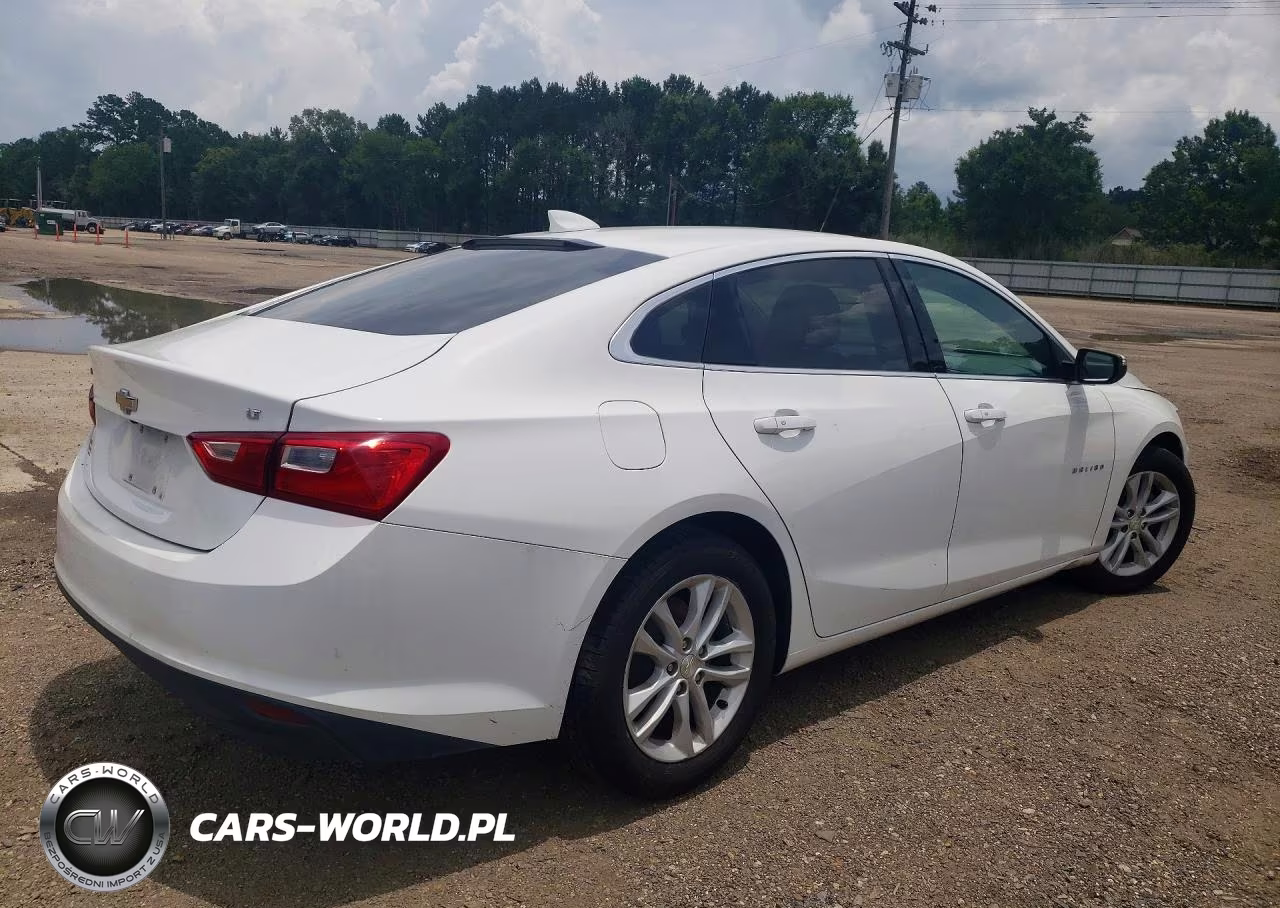 2018 Chevrolet Malibu Lt VIN:1G1ZD5ST1JF155115 - 3