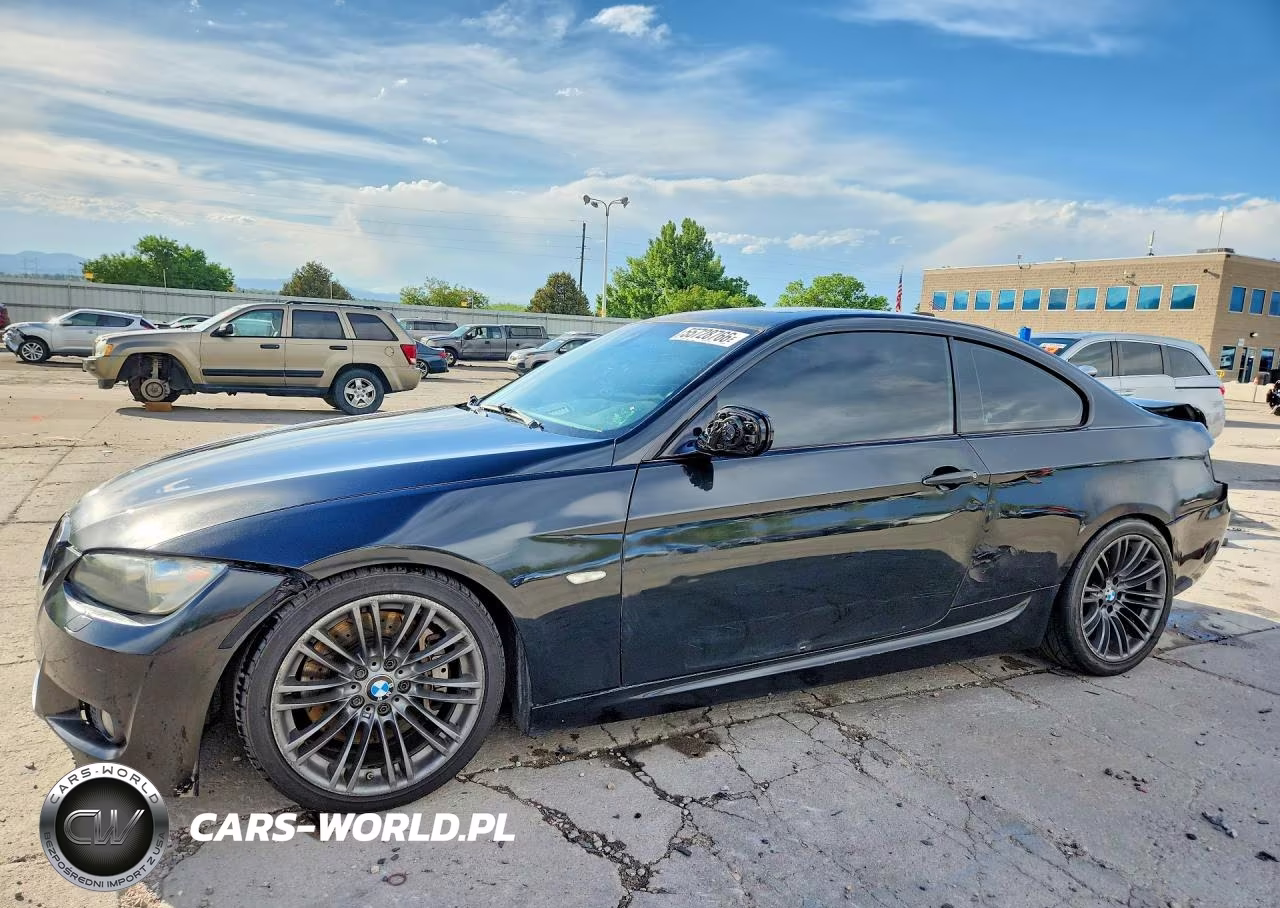 2010 BMW 335 I – zdjęcie 1 z 13