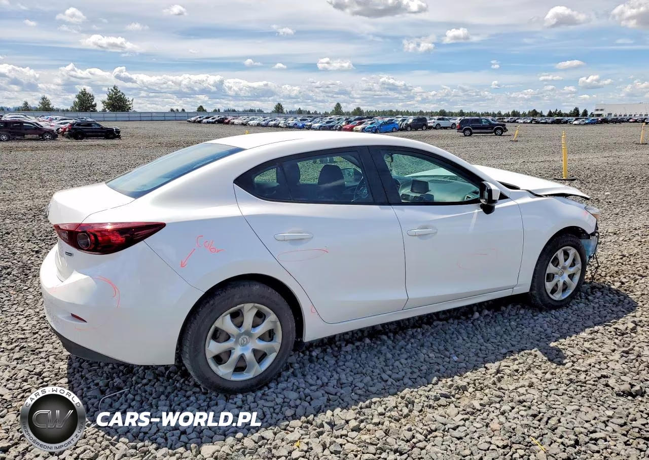 2018 Mazda 3 Sport VIN:3MZBN1U78JM242814 - 3