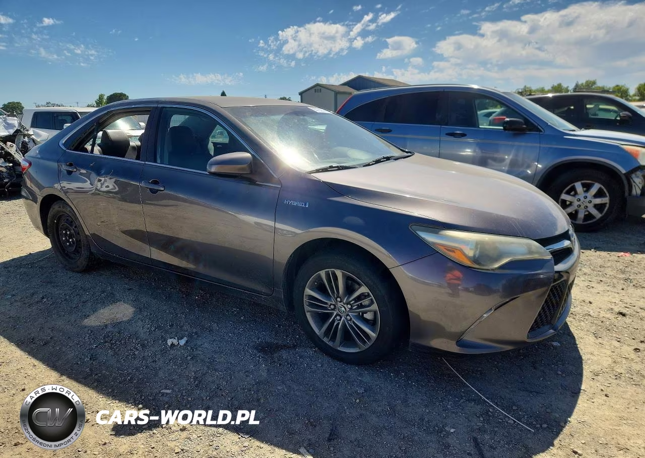 2015 Toyota Camry Hybrid VIN:4T1BD1FK6FU163101 - 4