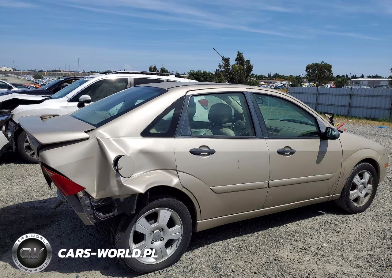 2006 Ford Focus Zx4 VIN:1FAHP34N06W244216 - 3