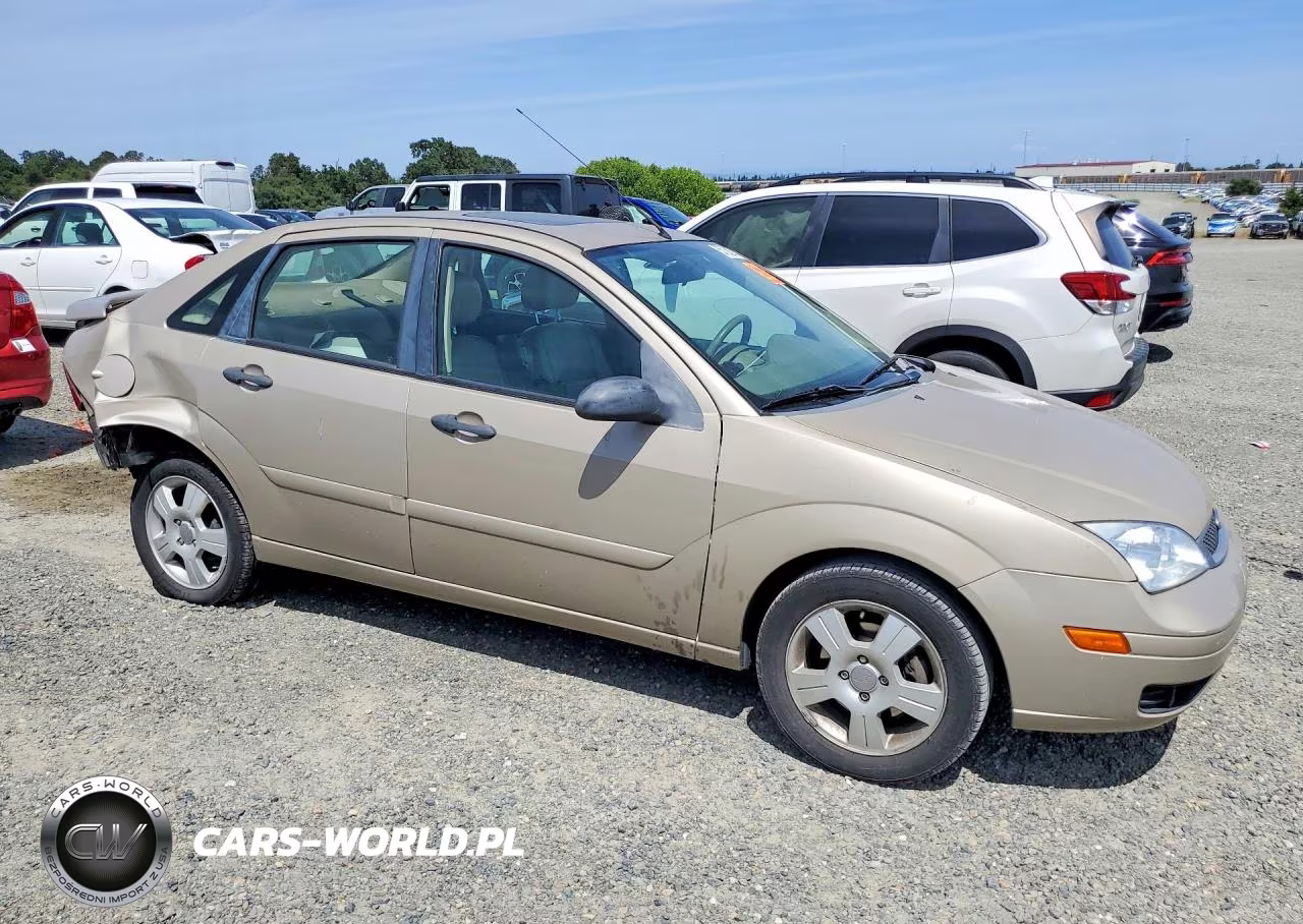 2006 Ford Focus Zx4 VIN:1FAHP34N06W244216 - 4