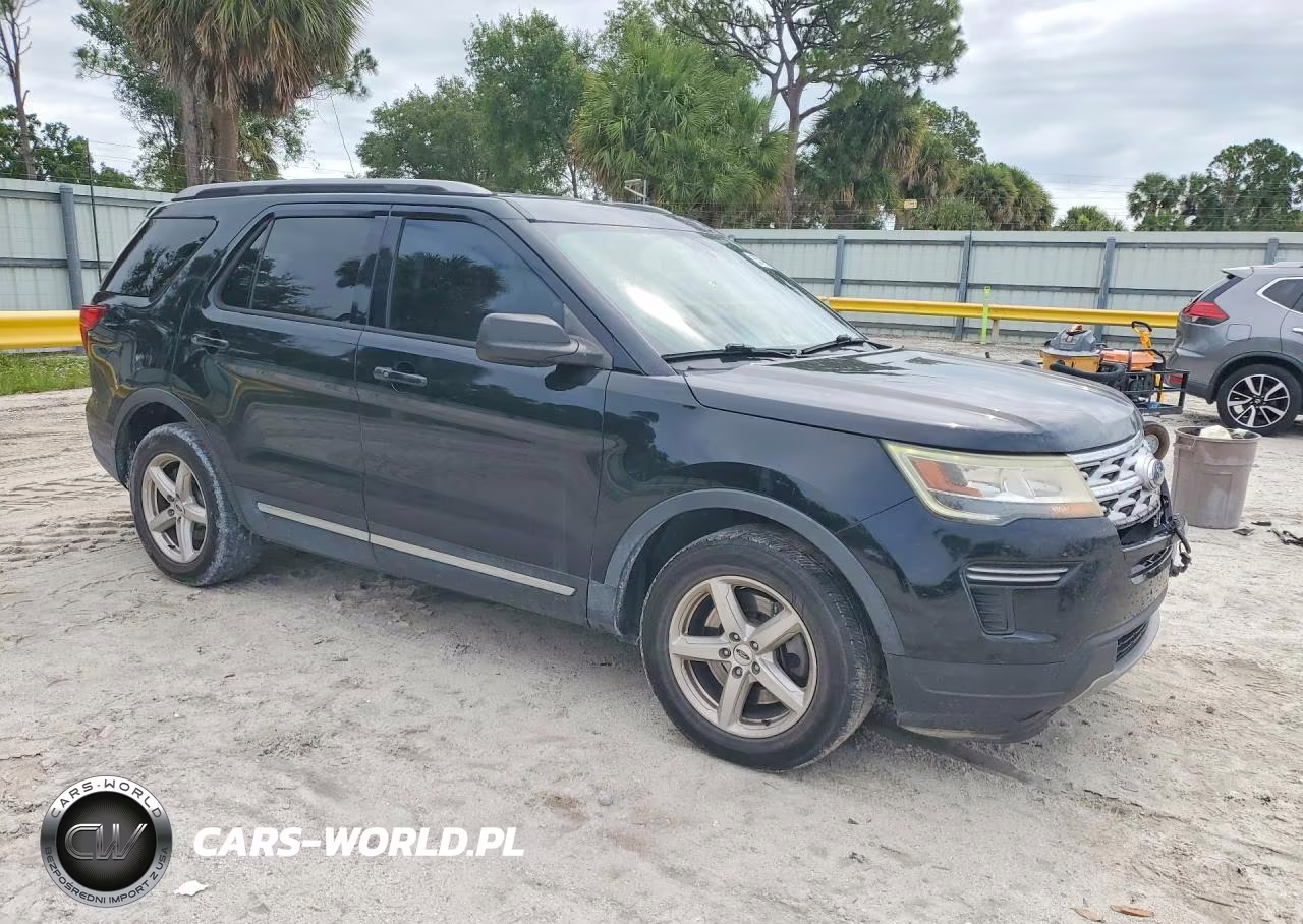 2018 Ford Explorer Xlt VIN:1FM5K7DH4JGC64383 - 4