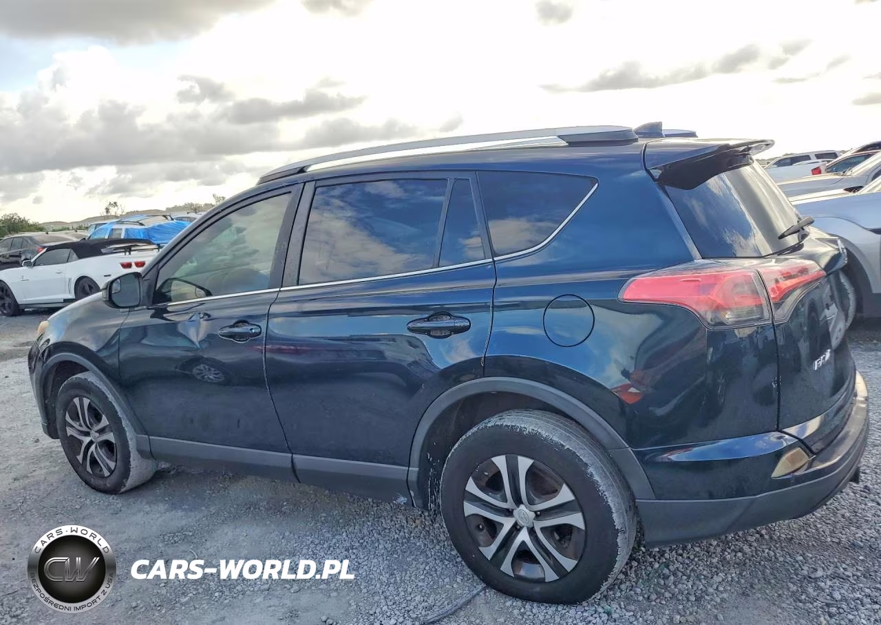 2018 Toyota Rav4 Le VIN:JTMZFREV5JJ168386 - 2