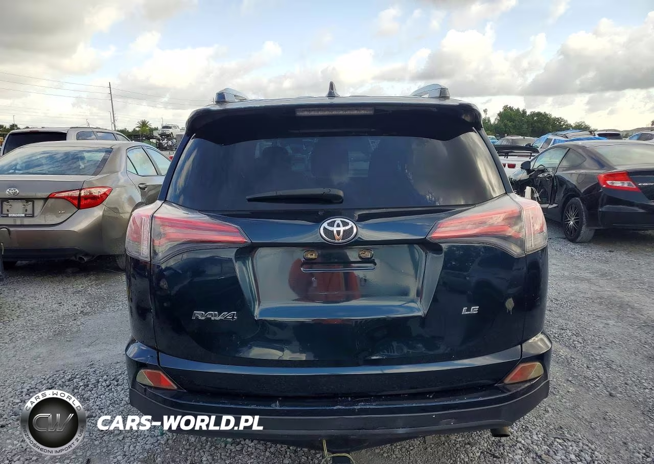 2018 Toyota Rav4 Le VIN:JTMZFREV5JJ168386 - 6
