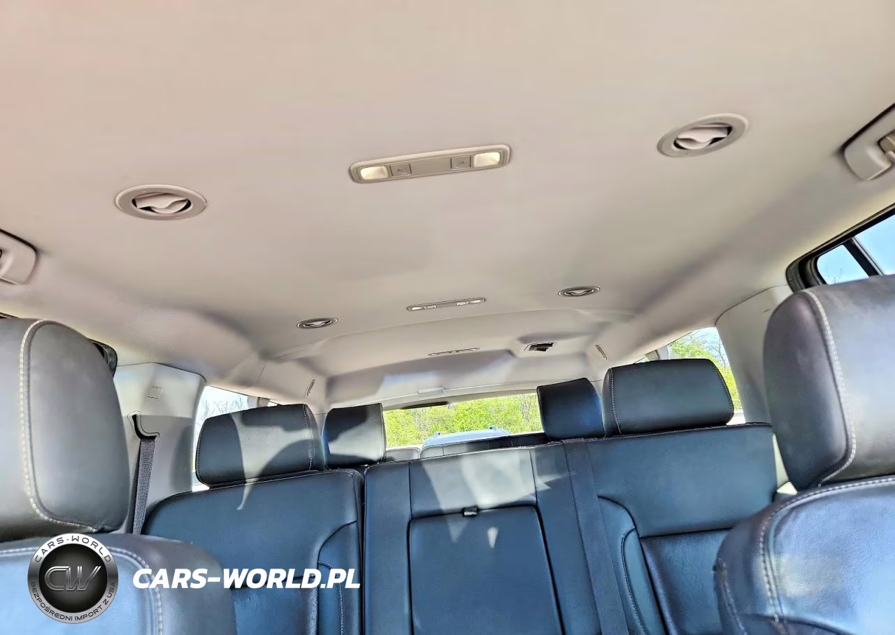 2019 Chevrolet Suburban K1500 Lt VIN:1GNSKHKC8KR164224 - 10
