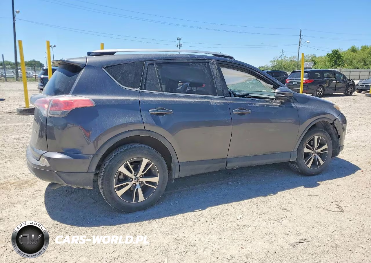 2017 Toyota Rav4 Xle VIN:JTMWFREV9HJ113632 - 3