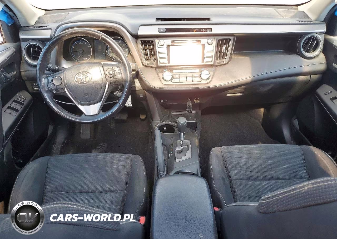 2017 Toyota Rav4 Xle VIN:JTMWFREV9HJ113632 - 8