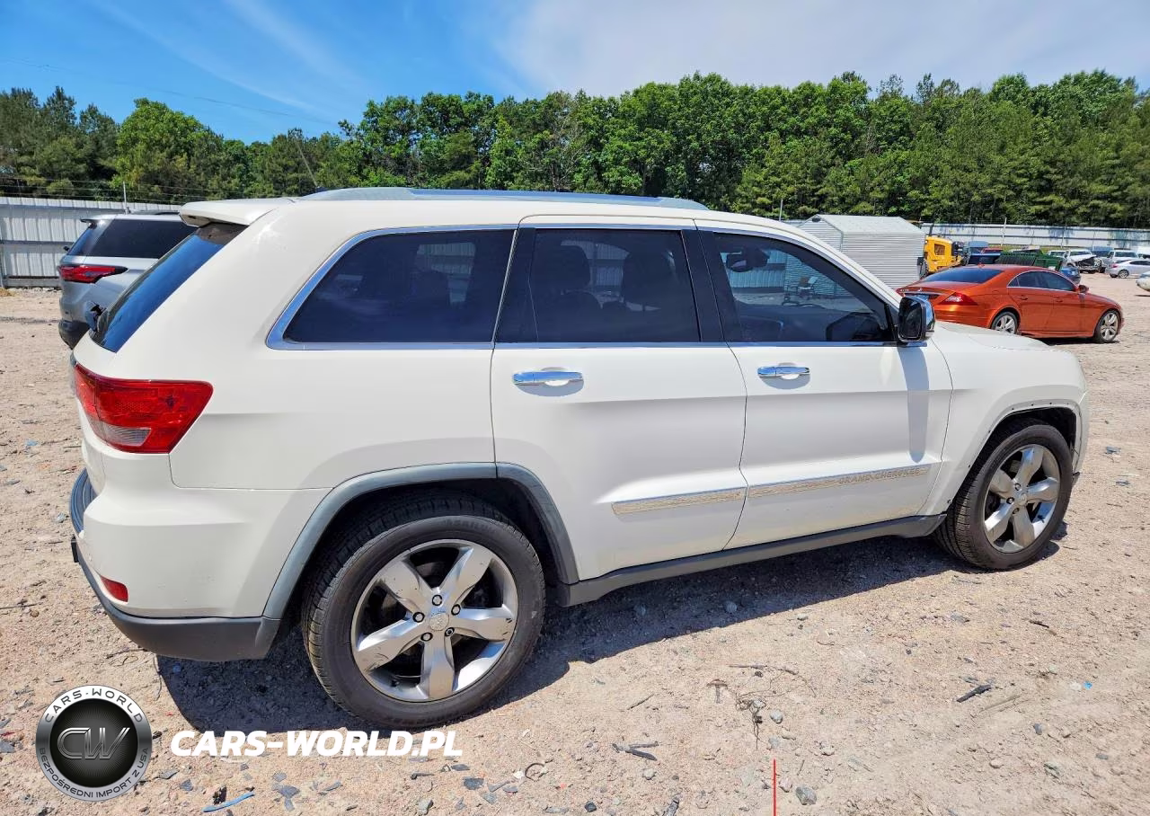 2011 Jeep Grand Cherokee Overland VIN:1J4RR6GT8BC719282 - 3