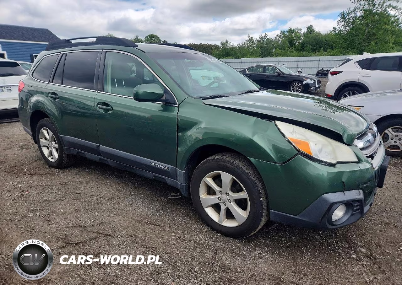2013 Subaru Outback 2.5I Premium VIN:4S4BRBCC9D3261093 - 4