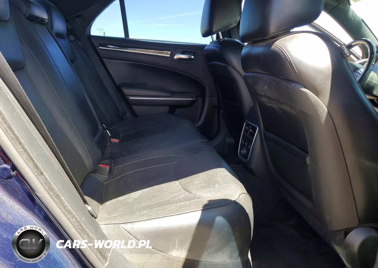 2014 Chrysler 300C VIN:2C3CCAKG8EH260450 - 10