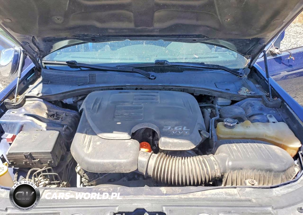 2014 Chrysler 300C VIN:2C3CCAKG8EH260450 - 11