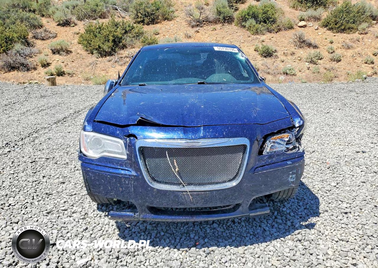 2014 Chrysler 300C VIN:2C3CCAKG8EH260450 - 5