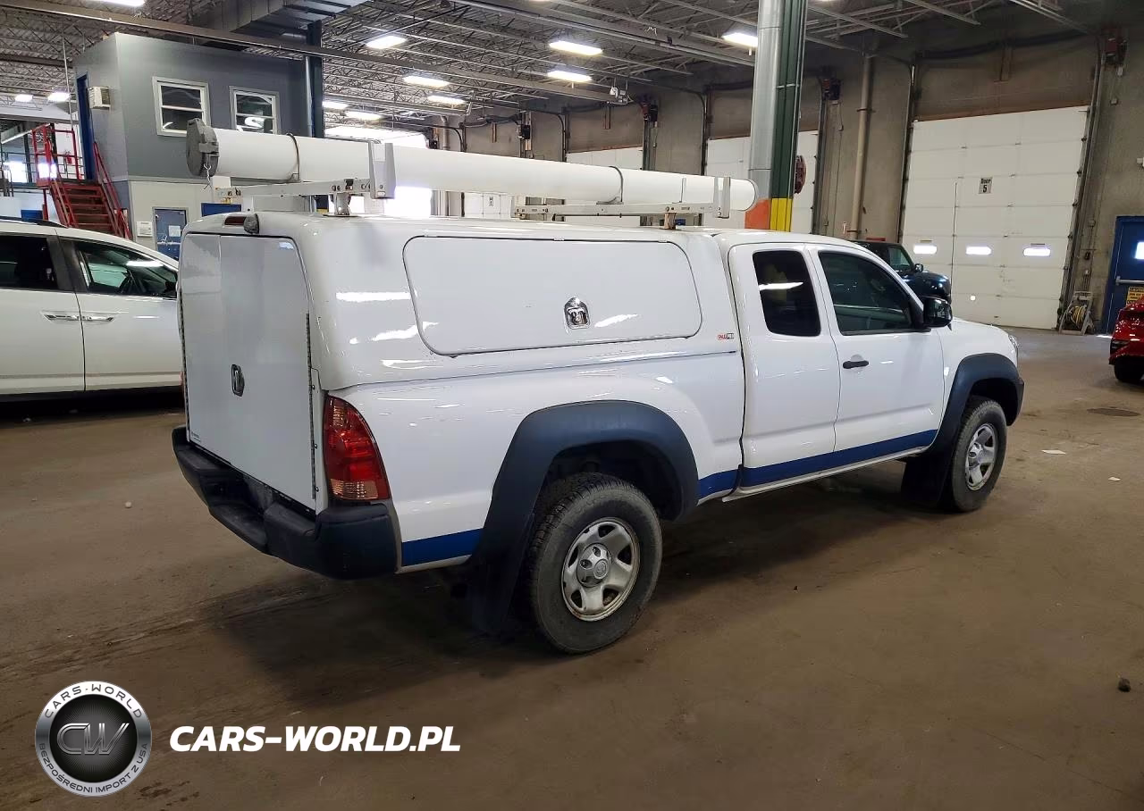 2015 Toyota Tacoma Prerunner Access Cab VIN:5TFTX4GN9FX045214 - 3
