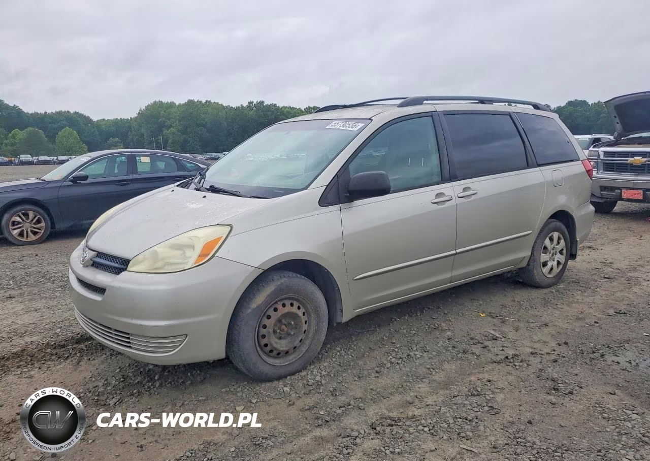 2004 Toyota Sienna Le 7 Passenger