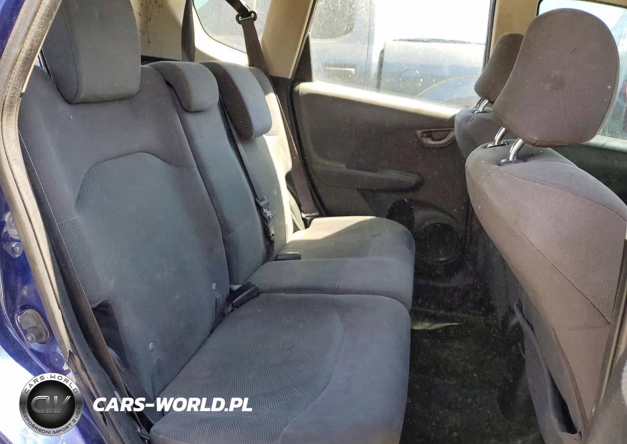 2012 Honda Fit VIN:JHMGE8H33CC031967 - 10