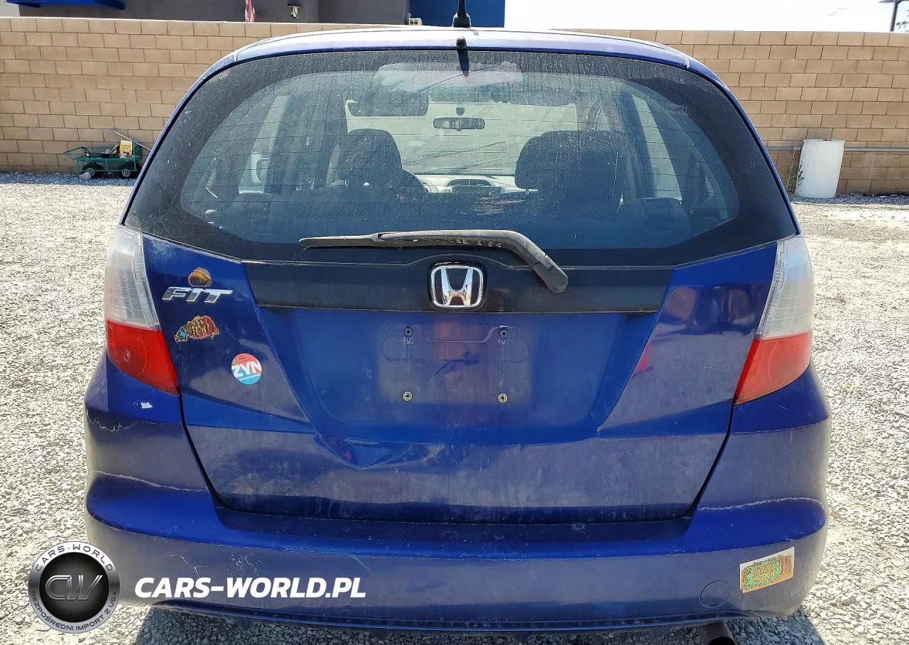 2012 Honda Fit VIN:JHMGE8H33CC031967 - 6