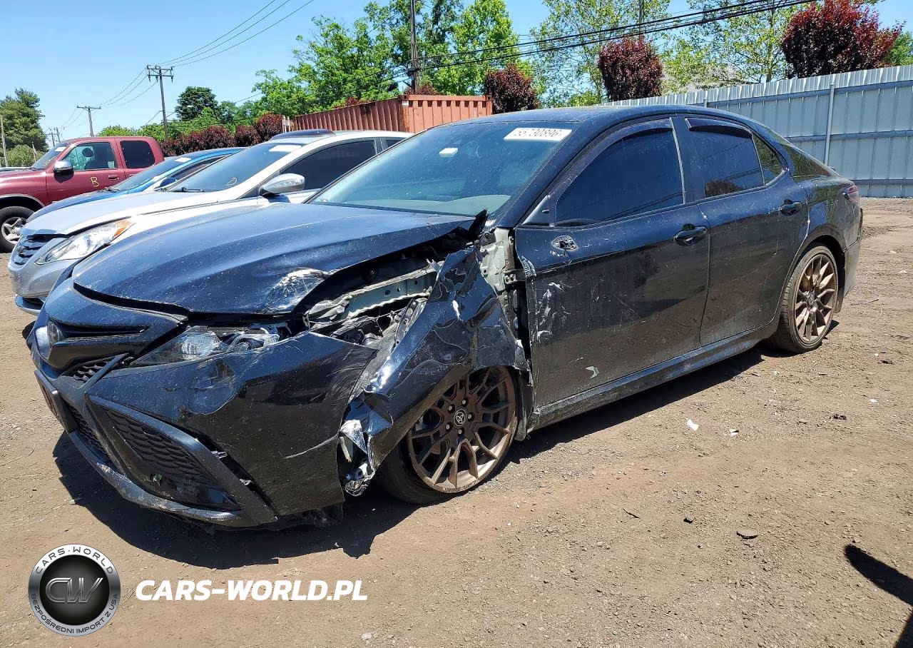 2023 Toyota Camry Se Nightshade – zdjęcie 1 z 12
