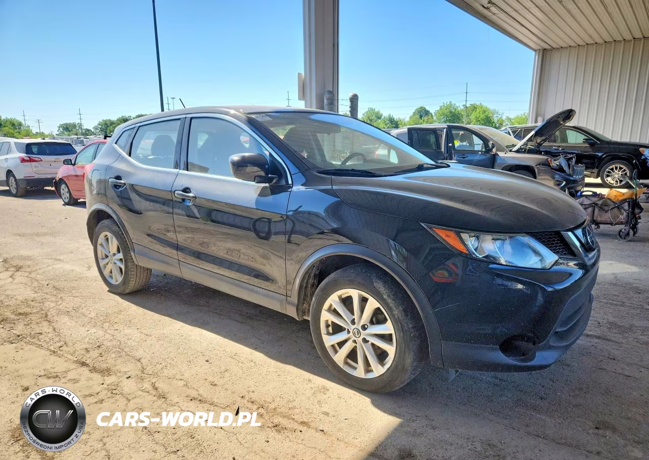 2019 Nissan Rogue Sport S VIN:JN1BJ1CR3KW318087 - 4