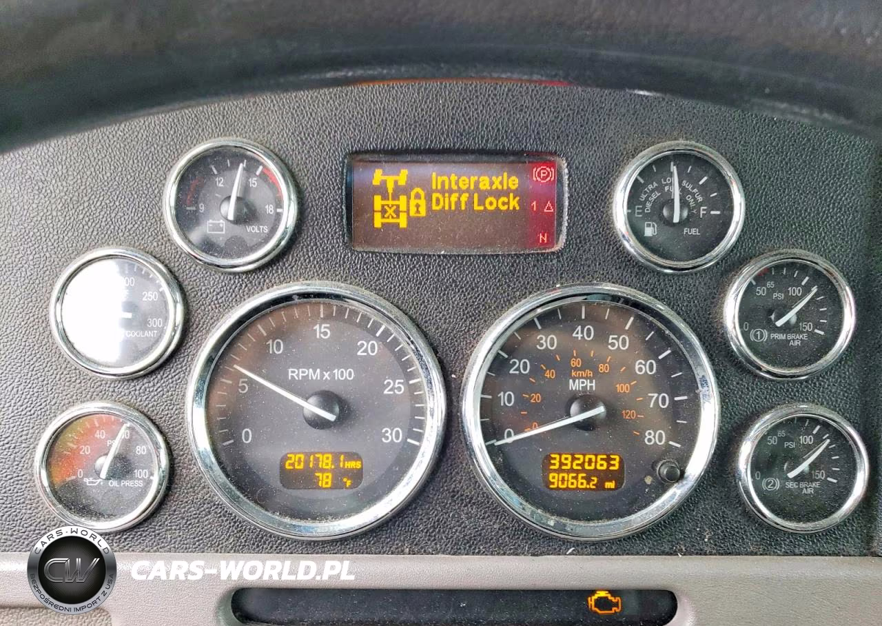 2014 Peterbilt 384 Semi Truck VIN:1XPVDP9X8ED239555 - 8