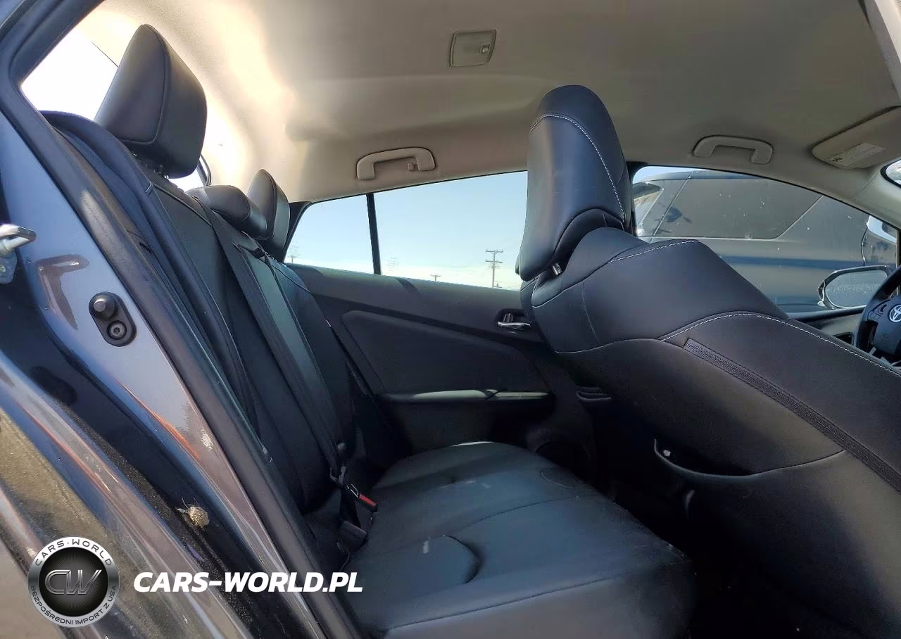 2020 Toyota Prius Prime Xle VIN:JTDKARFP8L3143960 - 10