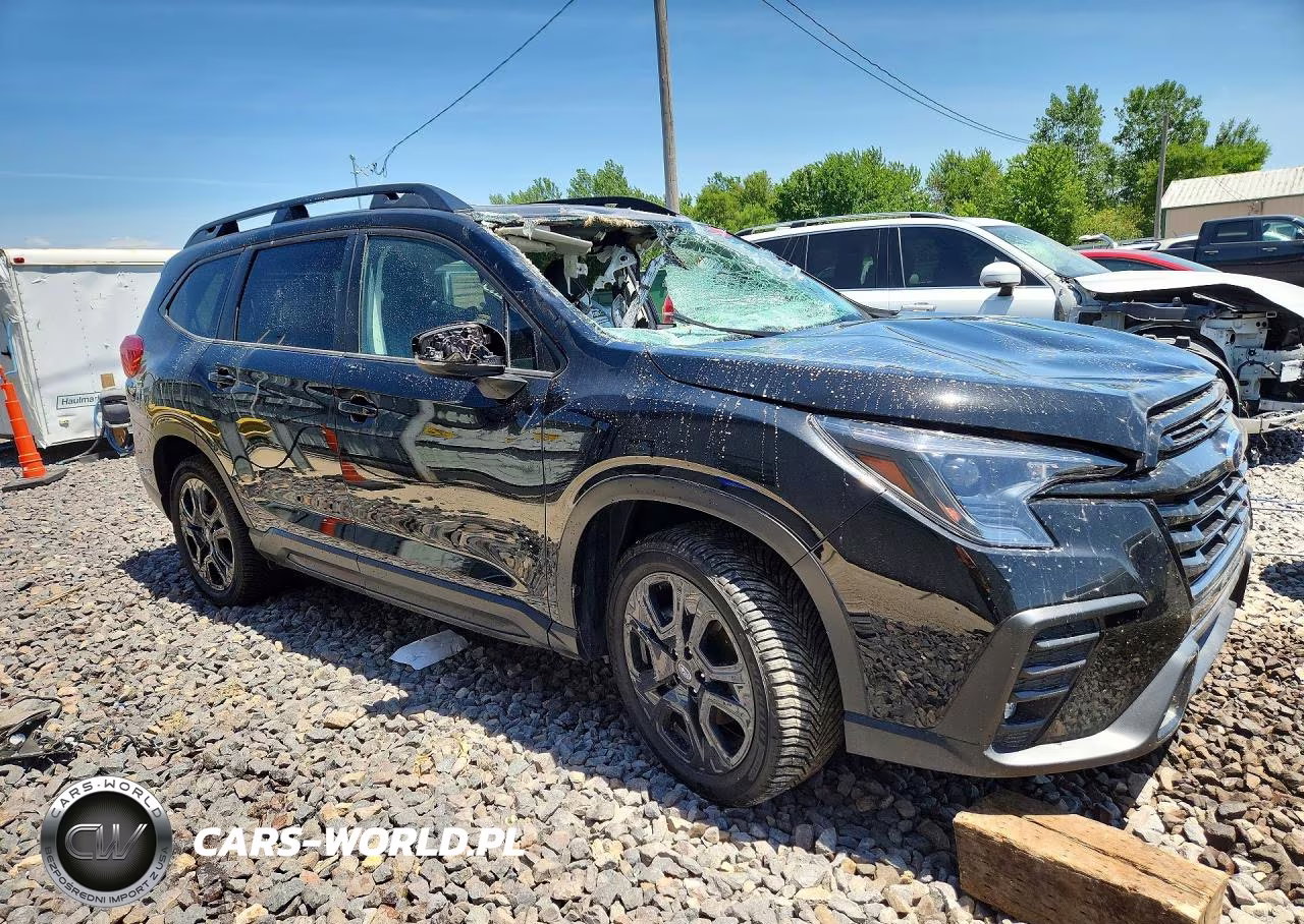 2024 Subaru Ascent Onyx Edition VIN:4S4WMAHD3R3408995 - 4