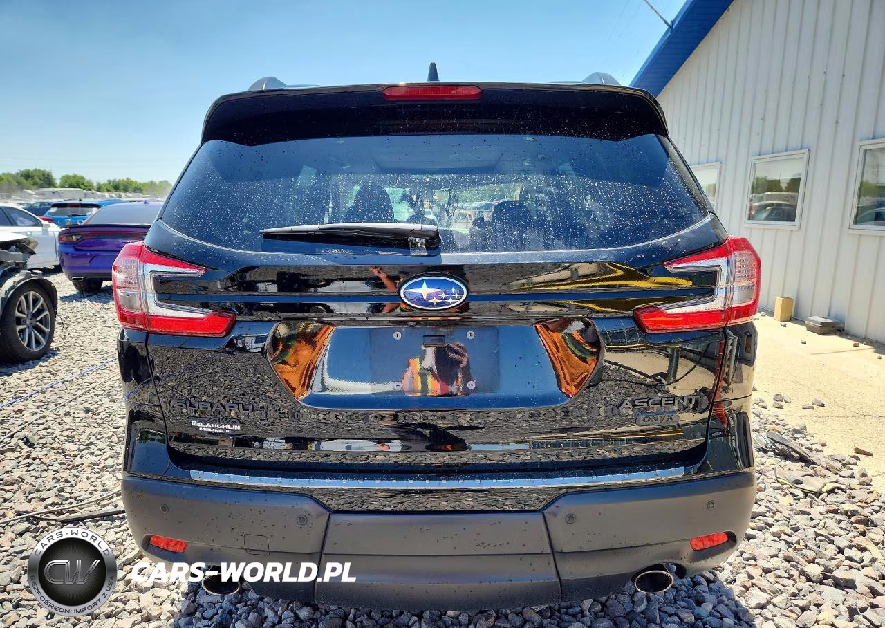 2024 Subaru Ascent Onyx Edition VIN:4S4WMAHD3R3408995 - 6