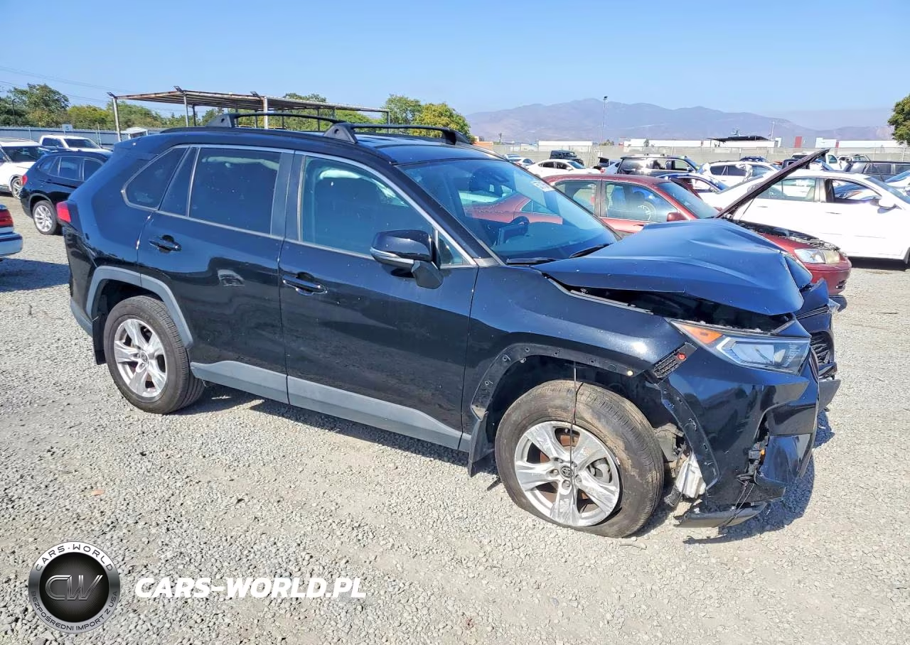 2021 Toyota Rav4 Xle VIN:2T3W1RFV4MC150081 - 4