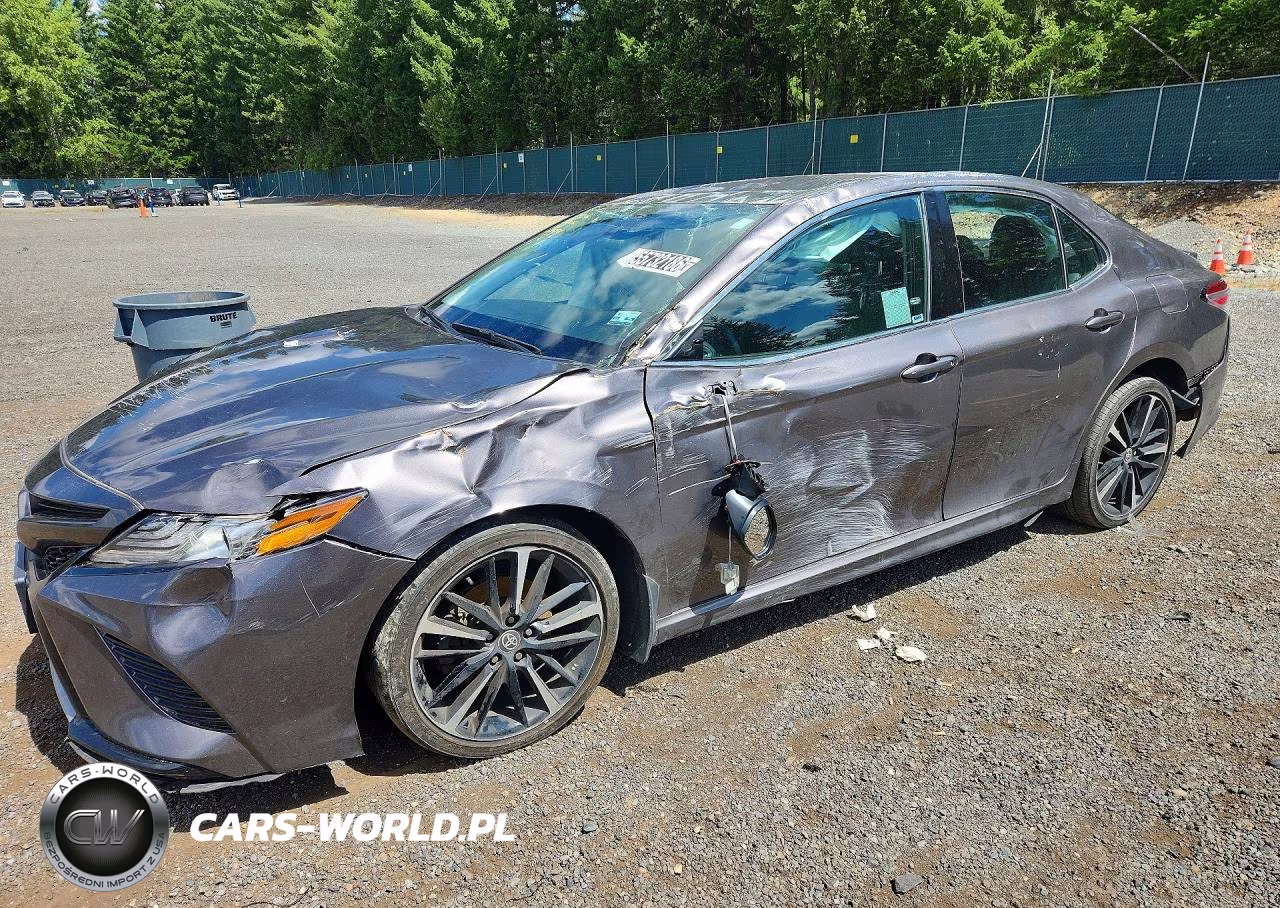 2020 Toyota Camry Xse