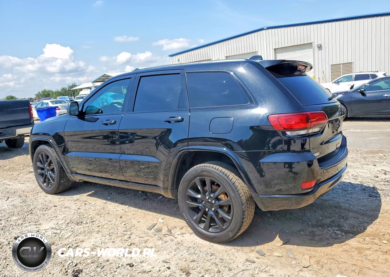 2020 Jeep Grand Cherokee Laredo VIN:1C4RJEAGXLC429548 - 2