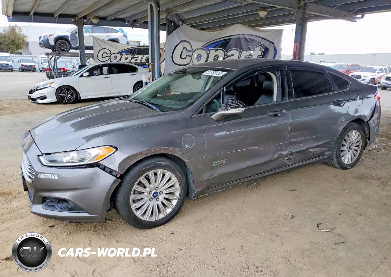 2014 Ford Fusion Se Phev – zdjęcie 1 z 12