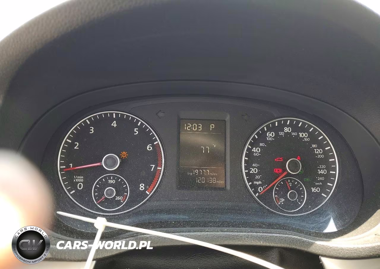 2014 Volkswagen Passat S VIN:1VWAH7A34EC007177 - 9