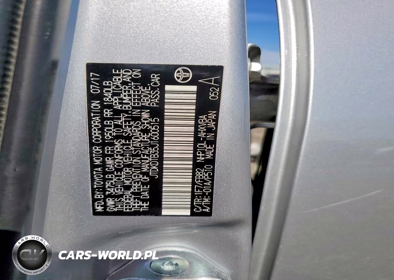 2018 Toyota Prius C Two VIN:JTDKDTB35J1600515 - 12