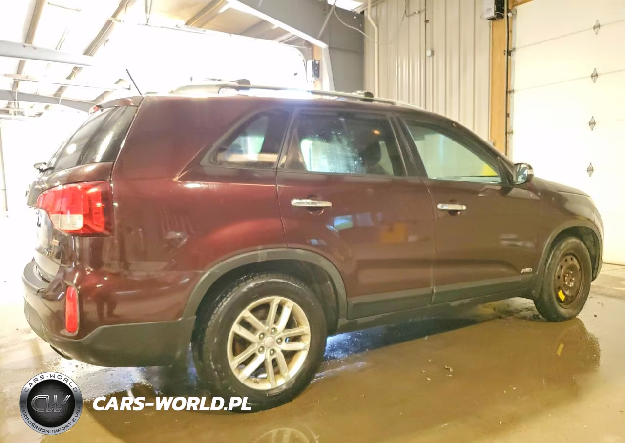 2014 Kia Sorento Lx VIN:5XYKTCA66EG455599 - 3