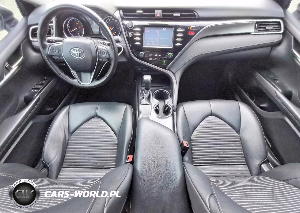 2018 Toyota Camry Se VIN:4T1B11HK6JU135846 - 8