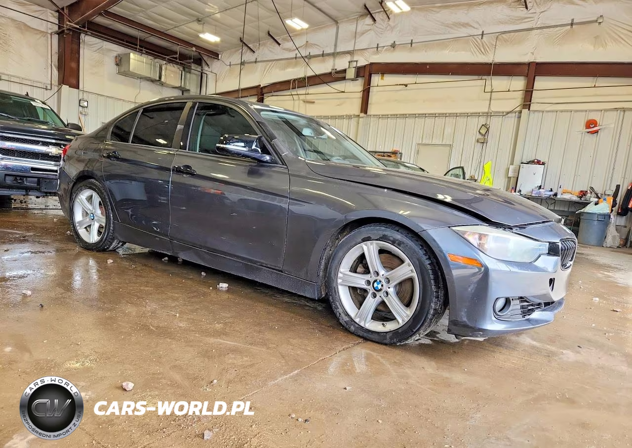 2013 BMW 328 Xi VIN:WBA3B3C5XDJ812161 - 4