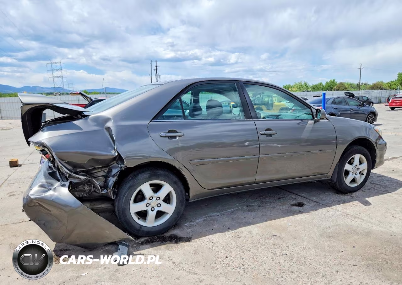 2005 Toyota Camry Standard VIN:4T1BE32K15U942371 - 3