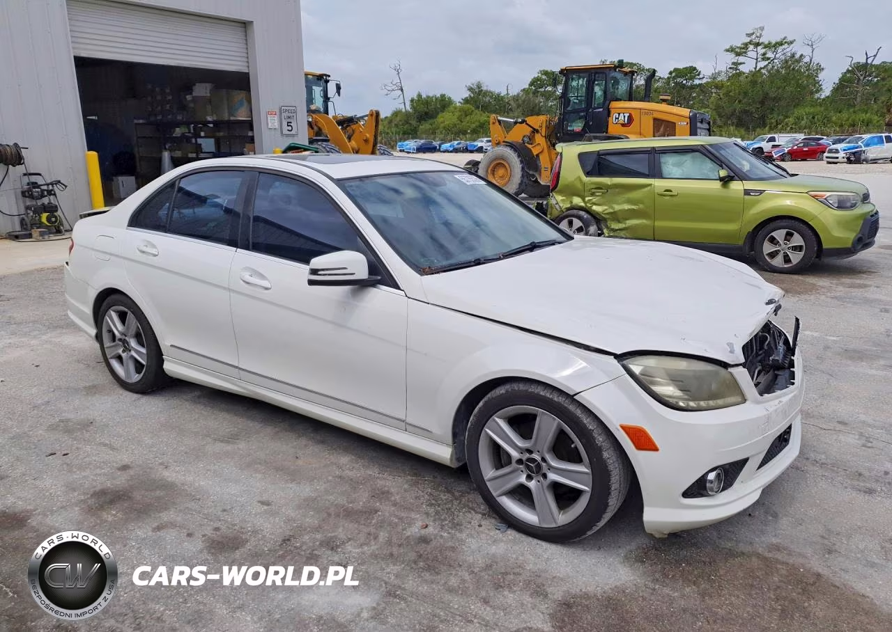 2010 Mercedes-Benz C 300 VIN:WDDGF5EB6AF376176 - 4