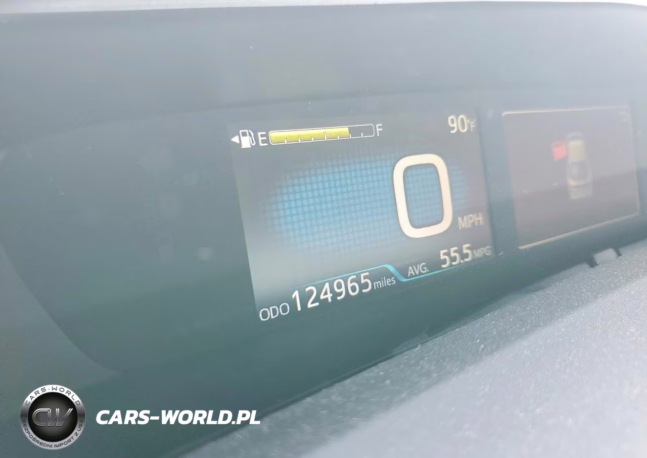 2016 Toyota Prius Three VIN:JTDKARFU6G3005975 - 9