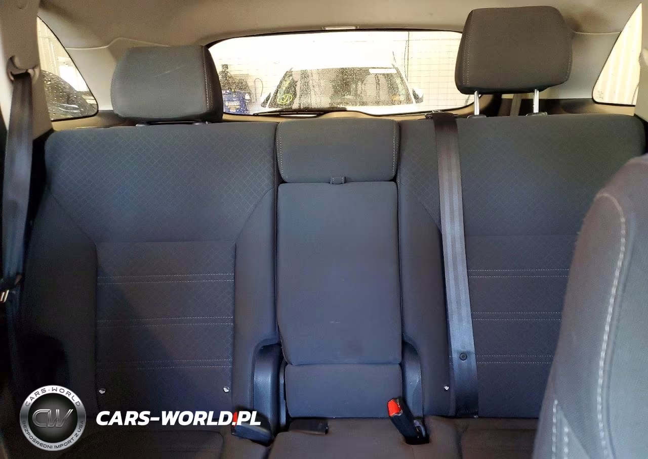 2018 Kia Sorento Lx VIN:5XYPGDA30JG398719 - 10