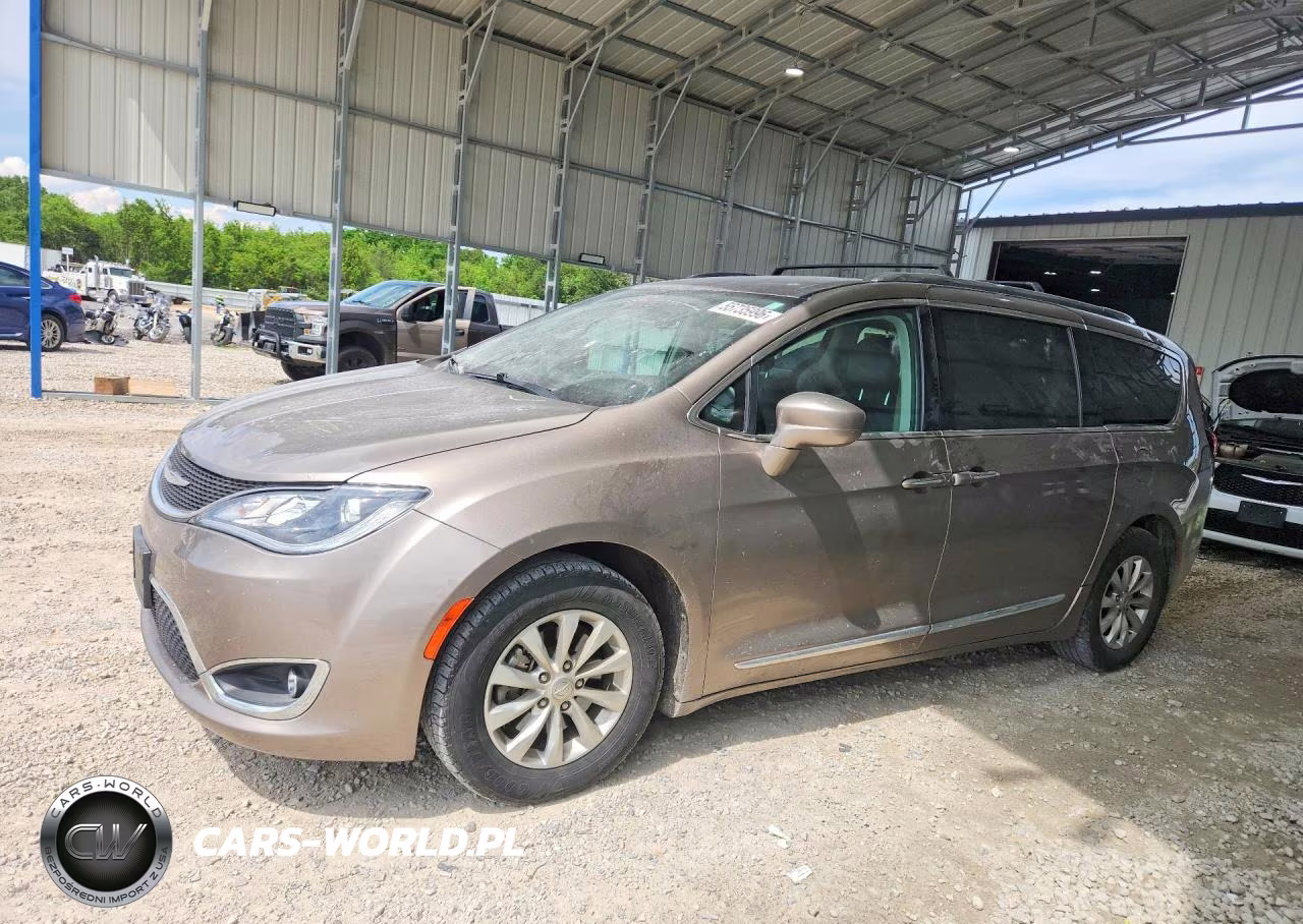 2018 Chrysler Pacifica Touring L