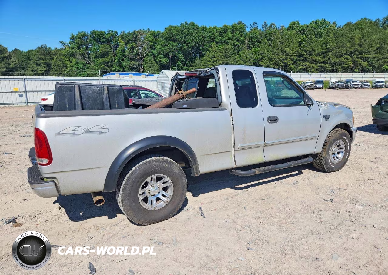 2004 Ford F-150 Heritage Classic VIN:2FTRX18W14CA36943 - 3