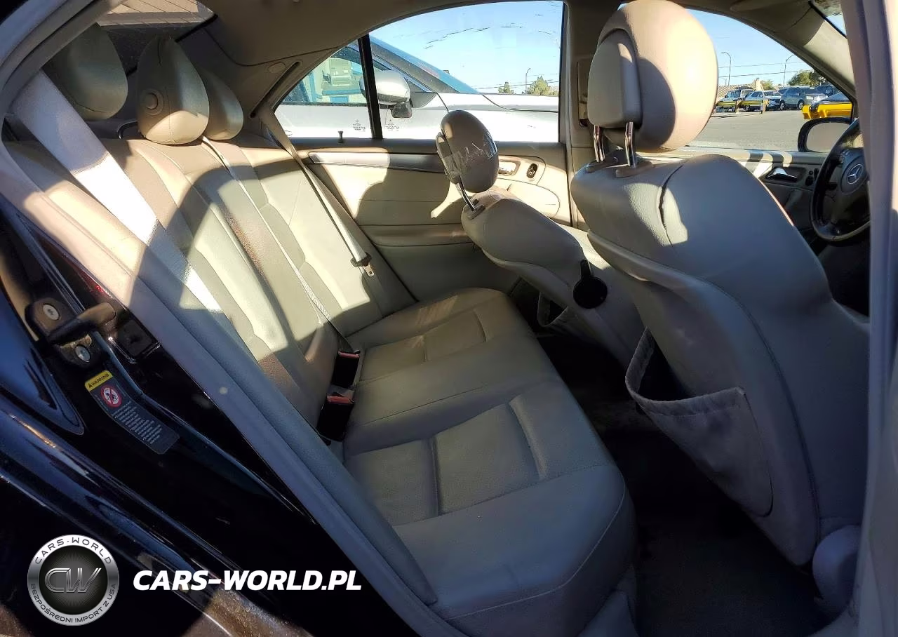 2005 Mercedes-Benz C 230K Sport Sedan VIN:WDBRF40J05F713134 - 10