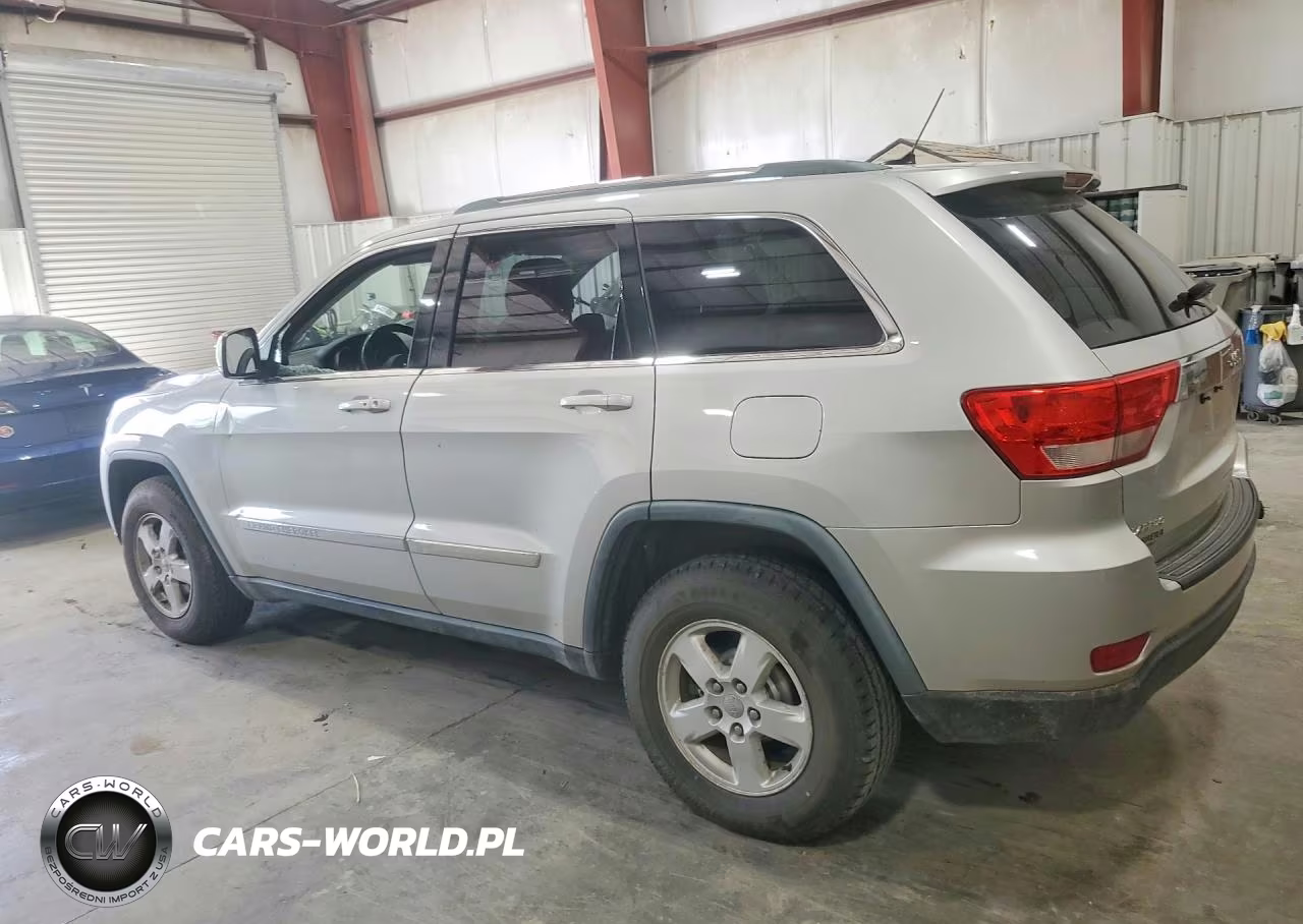 2011 Jeep Grand Cherokee Laredo VIN:1J4RR4GG4BC600524 - 2